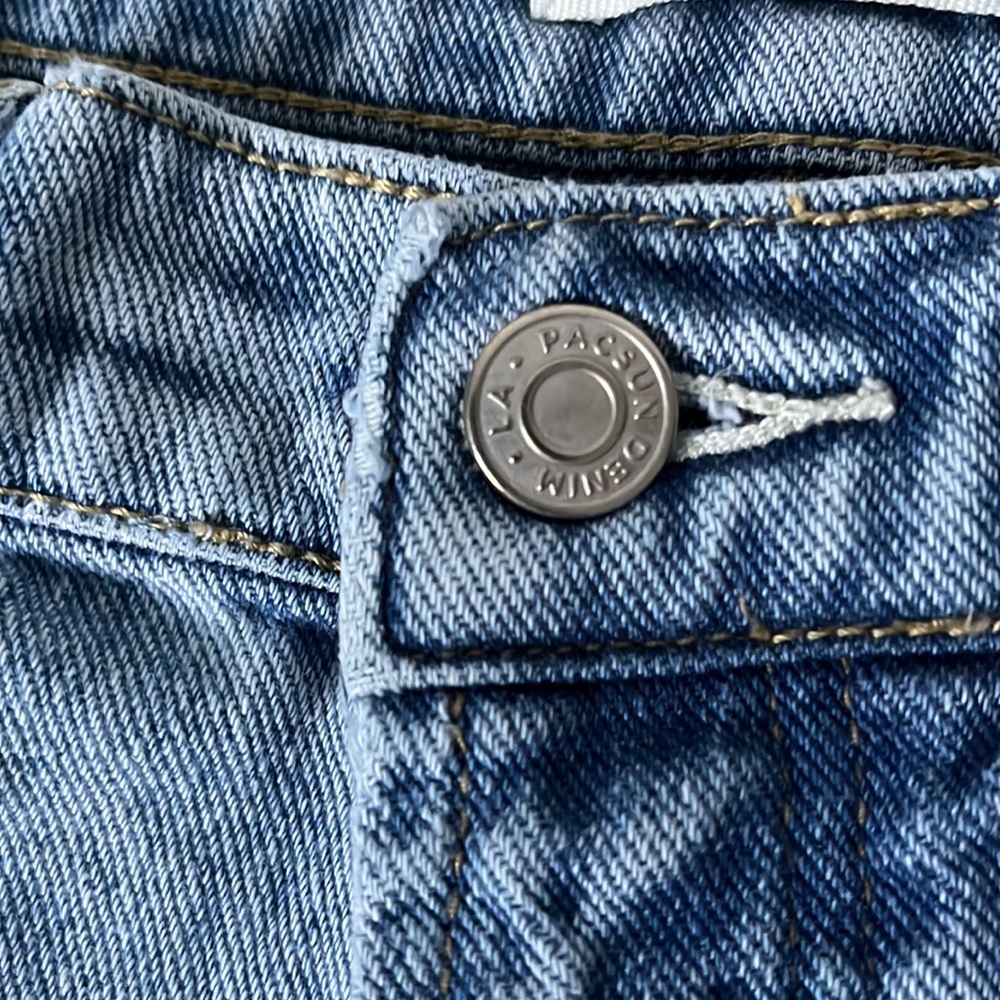 SOLD! PacSun ripped high rise straight jeans - Picture 7 of 16